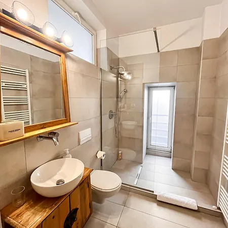 Times Square - Boutique In The Heart Of Old Town דירה *